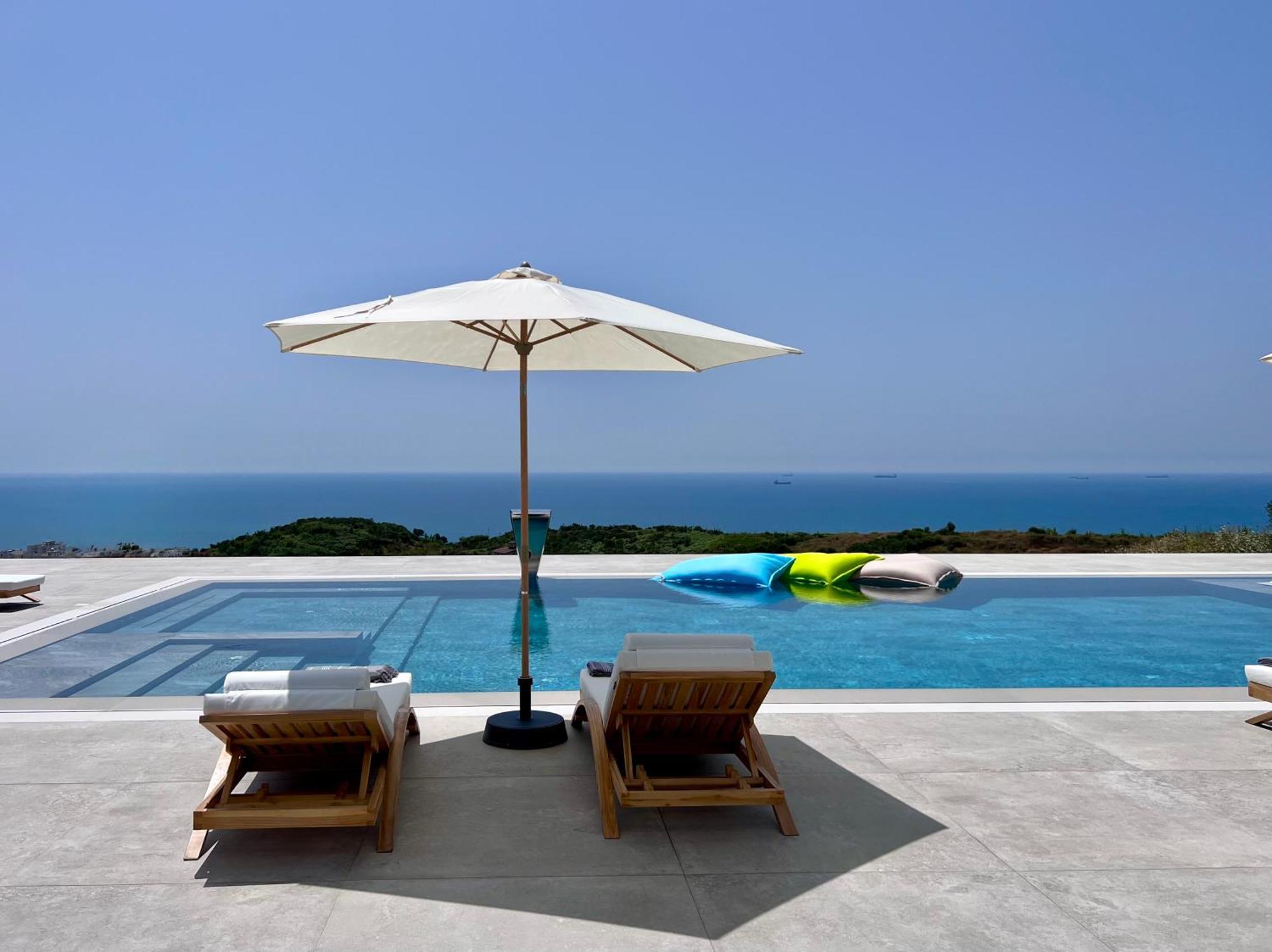 Villa Esmi Durres Kryemëdhej Eksteriør bilde